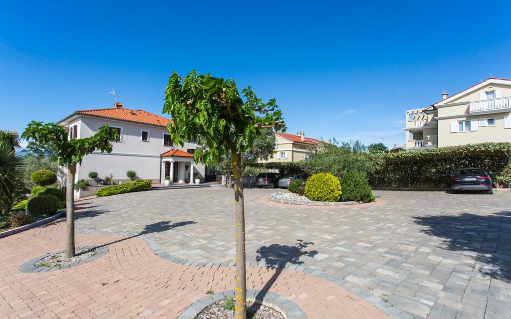 Vila Milcetic Malinska Bagian luar foto